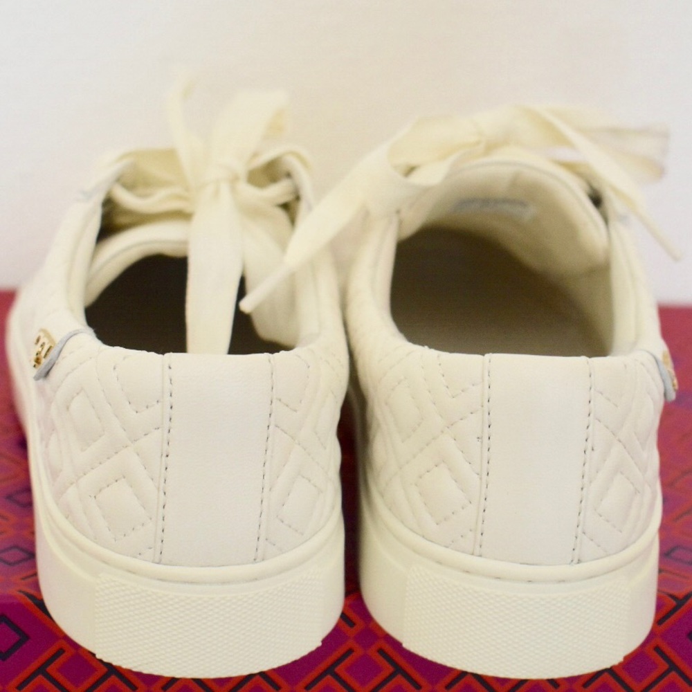 🎉FLASH SALE🎉 TORY BURCH QUILTED LEATHER SNEAKERS - Picture 6 of 6